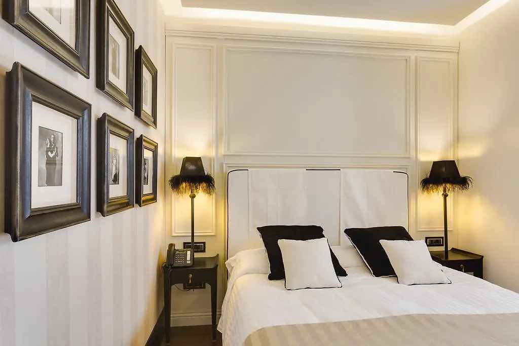Bellezza Al Colosseo - B&B & Apts Ρώμη 3*,